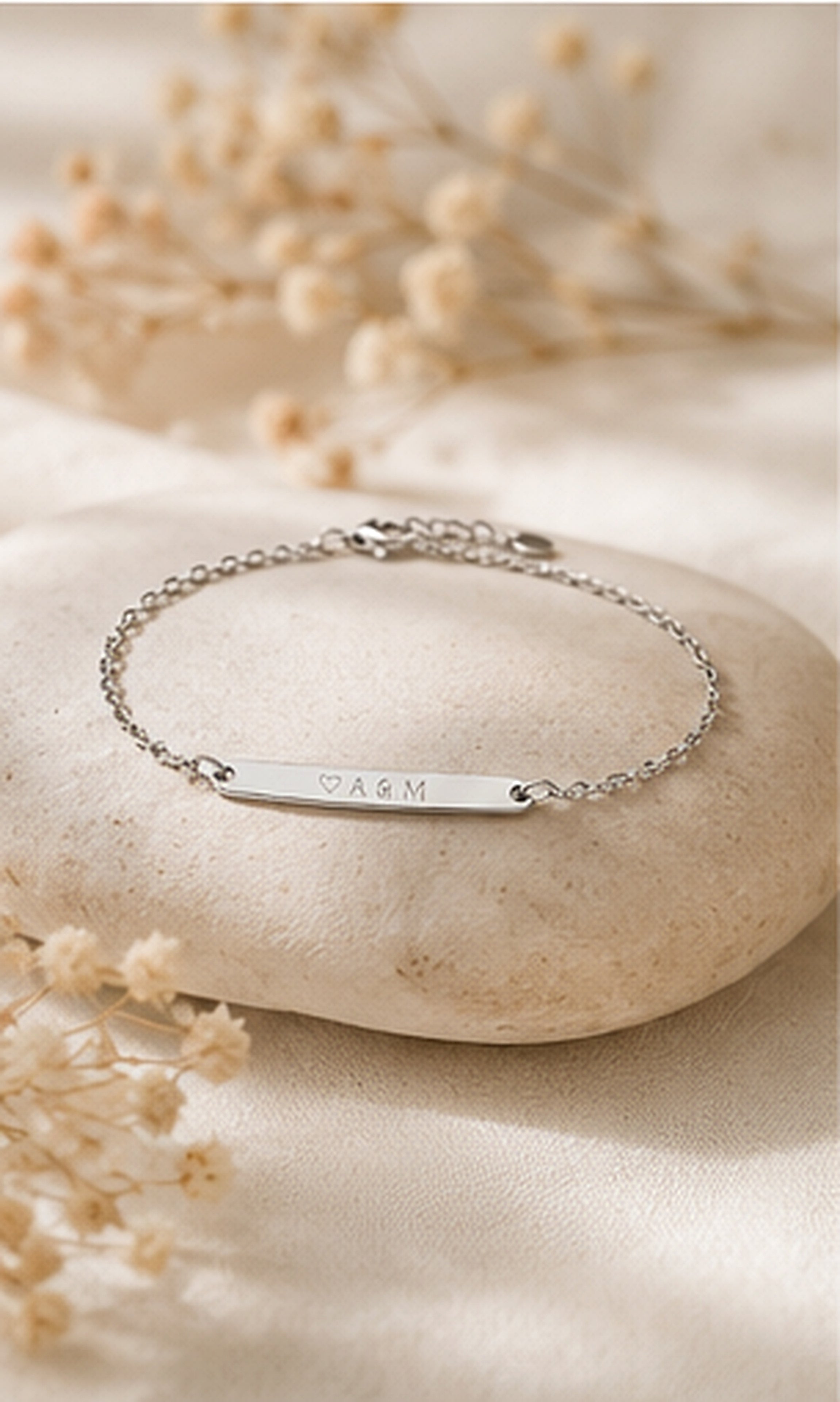 Bracelet gravé — plaque fine